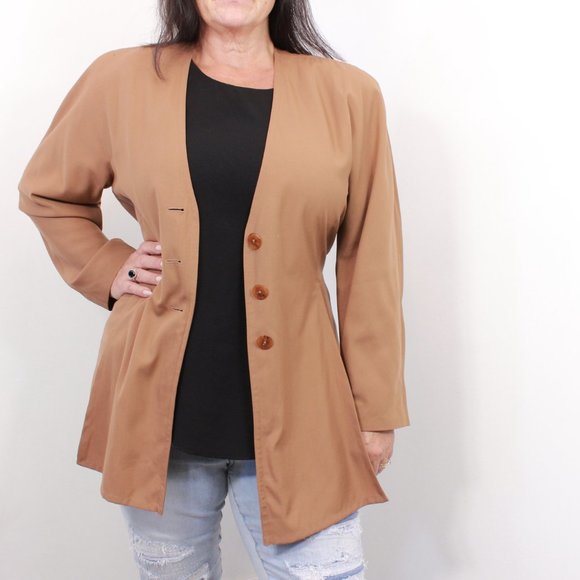 *Laurèl Brown Blazer - Picture 2 of 10